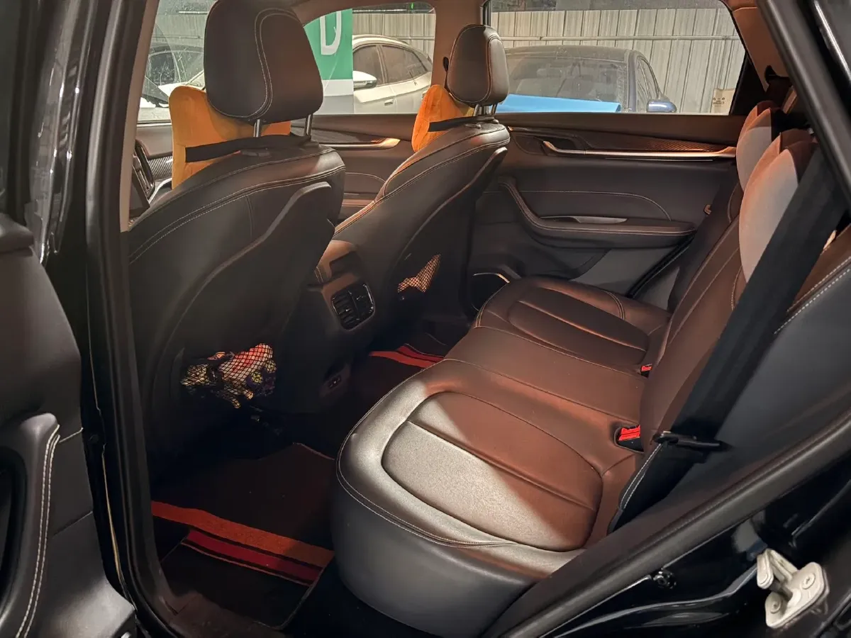 2019 Brilliance Auto V7 1.8T 231HP L4 7DCT,autocango,china used car exporter,china ev exporter,chinese used car exporter,chinese used ev exporter