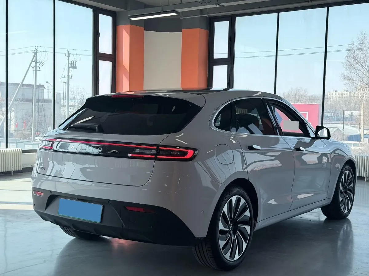 2022 Isuzu Mu-X 2.0T 220HP L4 8AT,autocango,china used car exporter,china ev exporter,chinese used car exporter,chinese used ev exporter