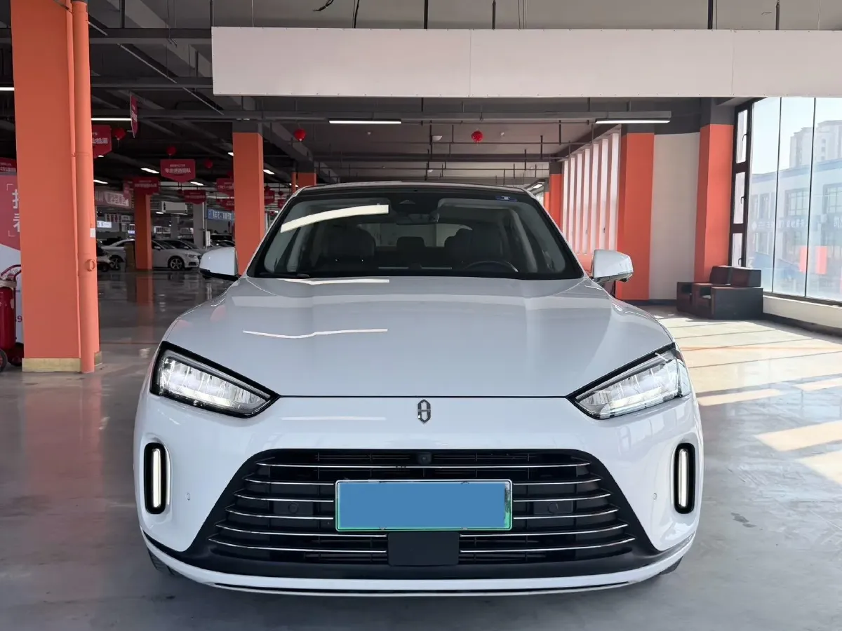 2022 Isuzu Mu-X 2.0T 220HP L4 8AT,autocango,china used car exporter,china ev exporter,chinese used car exporter,chinese used ev exporter