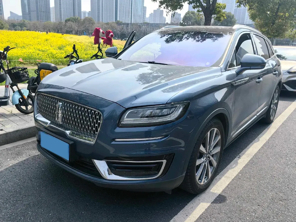 2019 Lincoln Nautilus 2.0T 235HP L4 8AT,autocango,china used car exporter,china ev exporter,chinese used car exporter,chinese used ev exporter