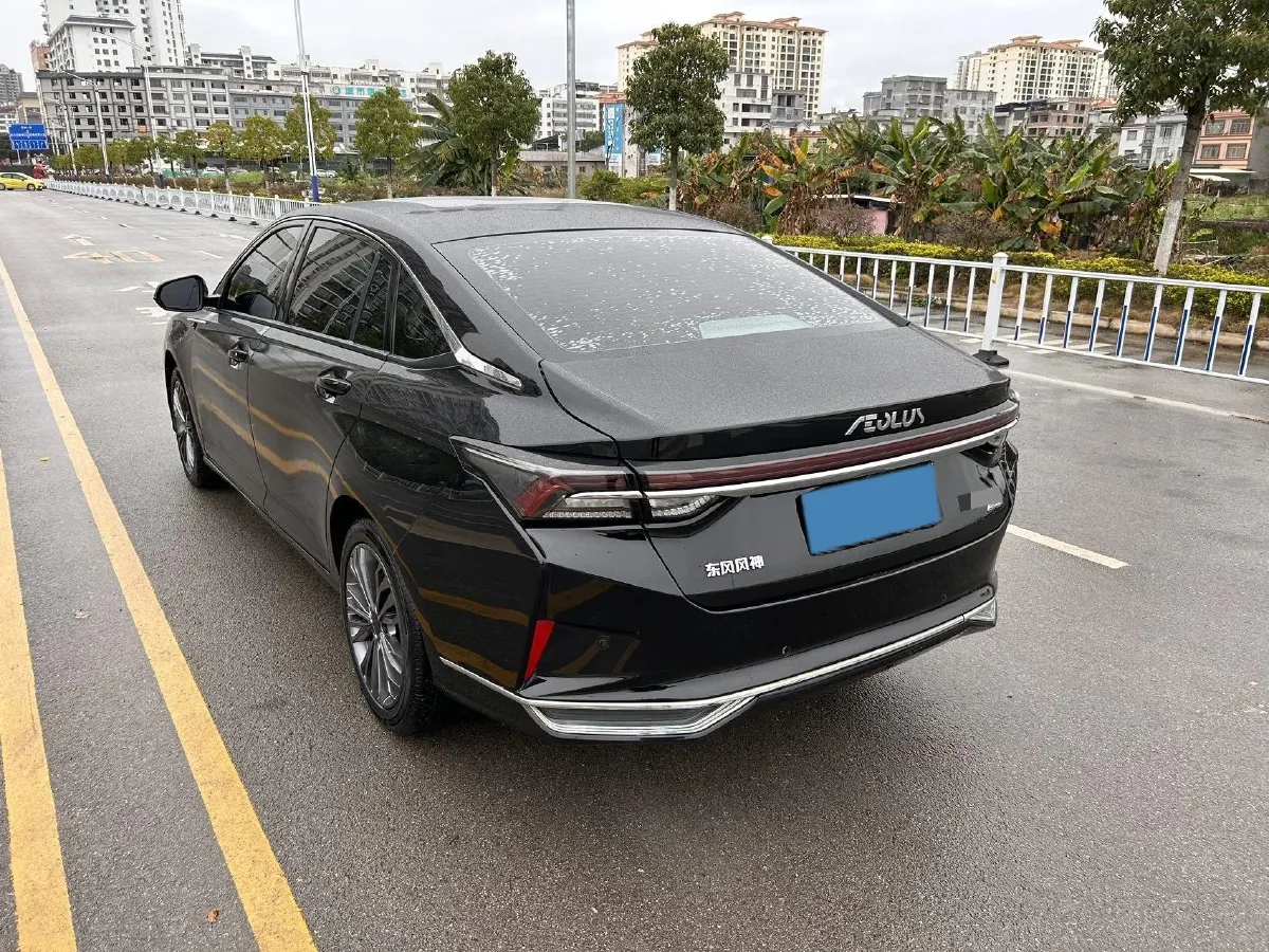 2021 DongFeng Aeolus YiXuan MAX 1.5T 190HP L4 7DCT,autocango,china used car exporter,china ev exporter,chinese used car exporter,chinese used ev exporter