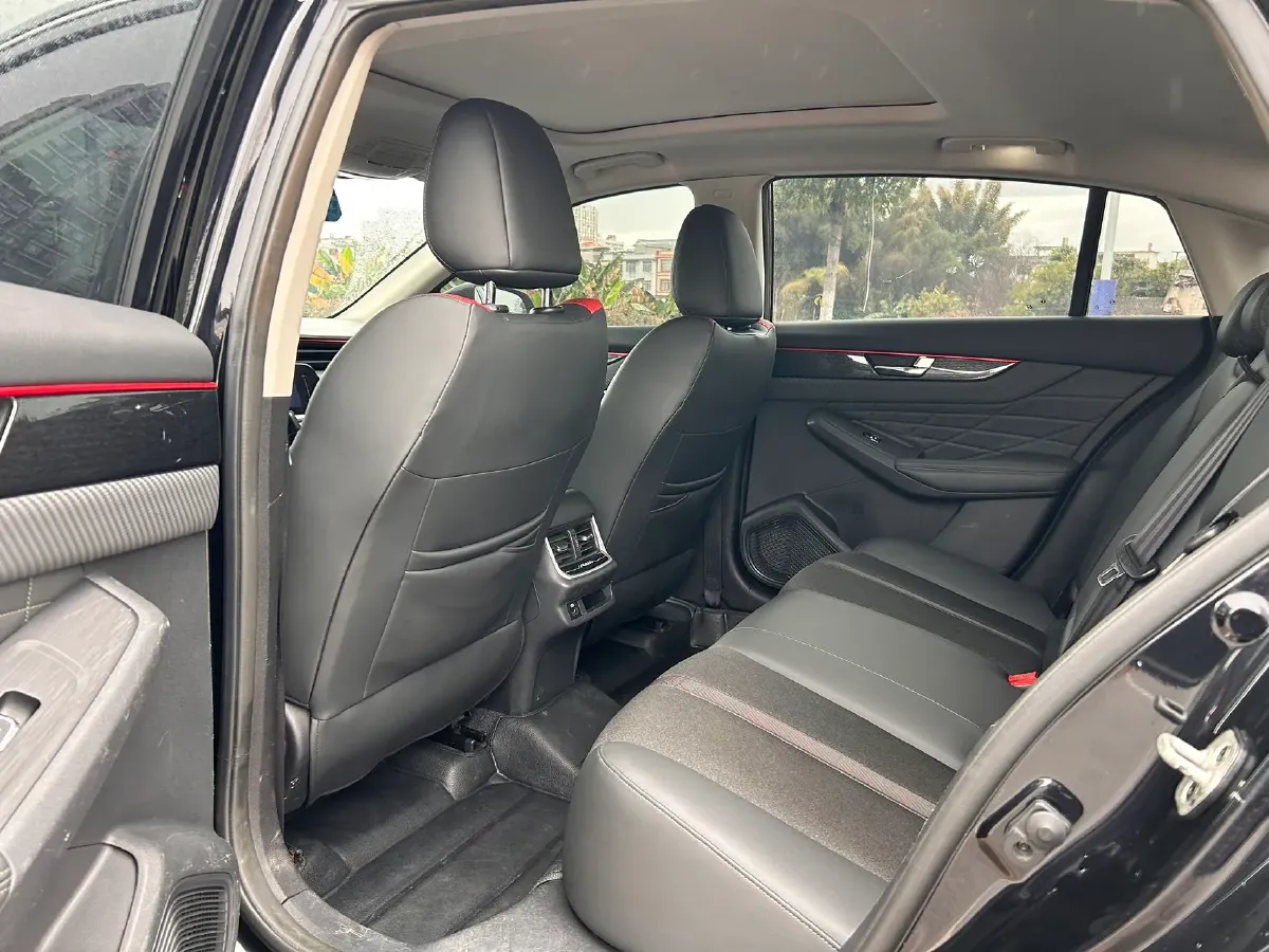 2021 DongFeng Aeolus YiXuan MAX 1.5T 190HP L4 7DCT,autocango,china used car exporter,china ev exporter,chinese used car exporter,chinese used ev exporter