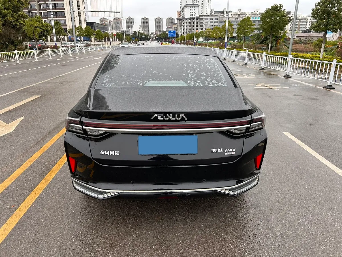 2021 DongFeng Aeolus YiXuan MAX 1.5T 190HP L4 7DCT,autocango,china used car exporter,china ev exporter,chinese used car exporter,chinese used ev exporter