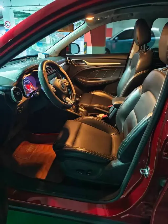 2018 MG ZS 1.5L 120HP L4 5MT,autocango,china used car exporter,china ev exporter,chinese used car exporter,chinese used ev exporter