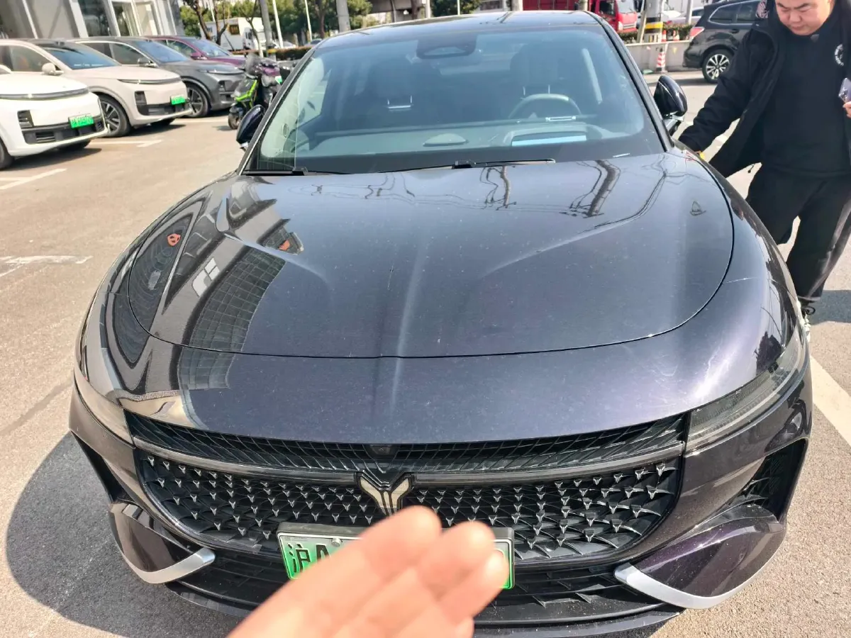 2024 Voyah ZhuiGuang 1.5T 136HP L4 PHEV 43KWH,autocango,china used car exporter,china ev exporter,chinese used car exporter,chinese used ev exporter