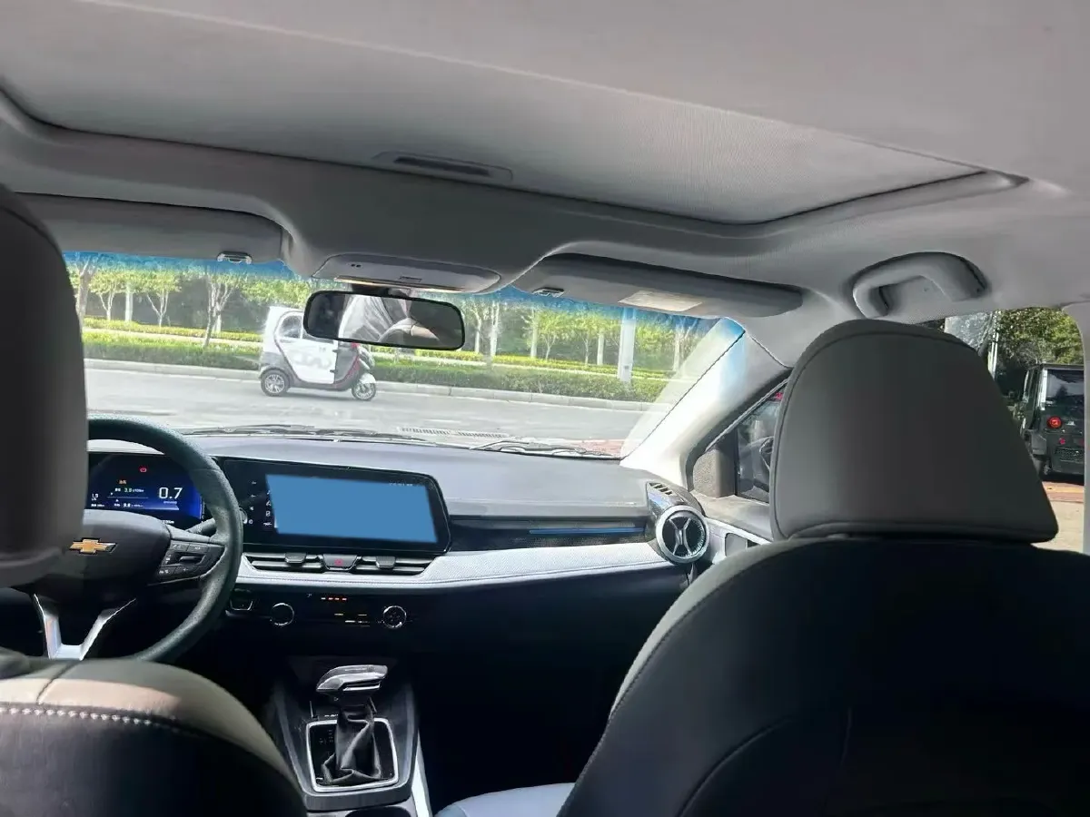 2024 Chevrolet Monza 1.5L 113HP L4 6DCT,autocango,china used car exporter,china ev exporter,chinese used car exporter,chinese used ev exporter