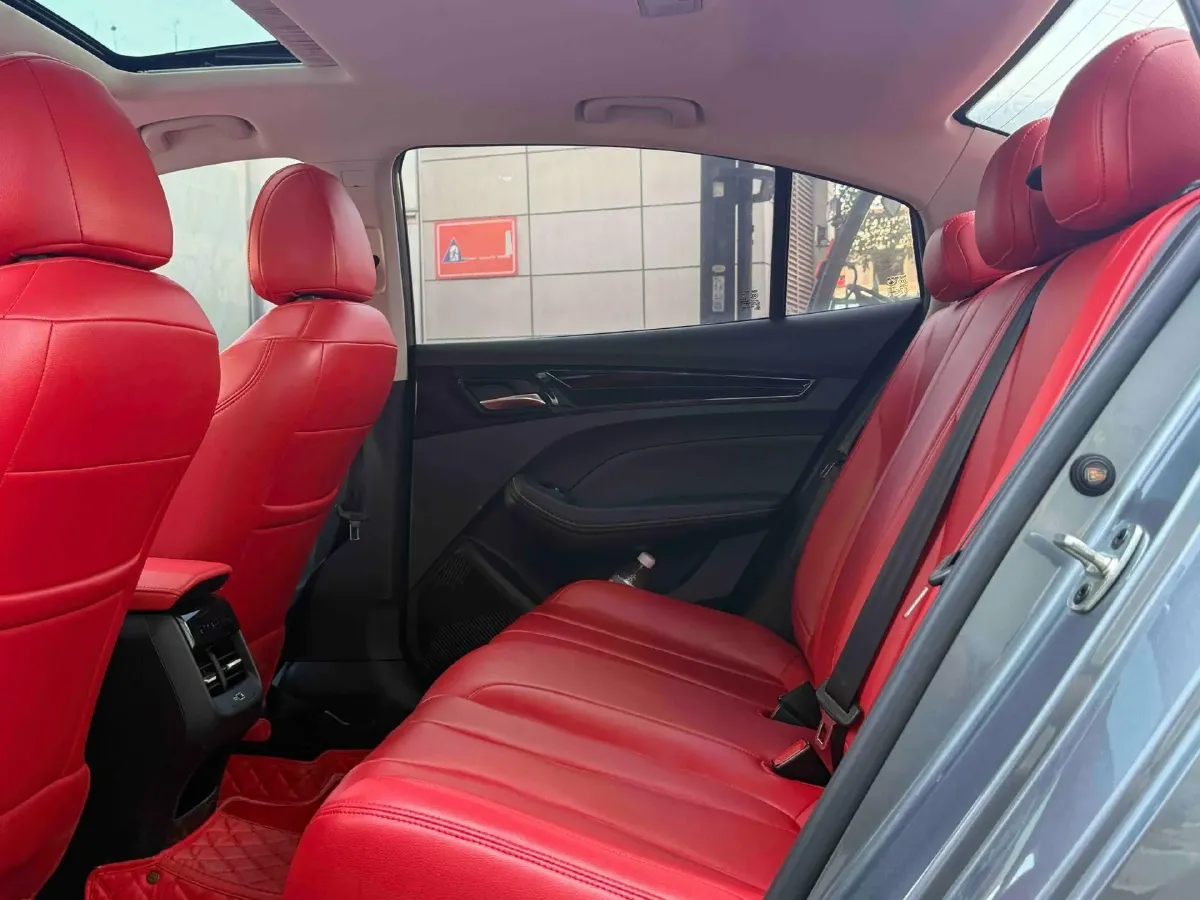 2021 Roewe i5 1.5L 120HP L4 CVT,autocango,china used car exporter,china ev exporter,chinese used car exporter,chinese used ev exporter