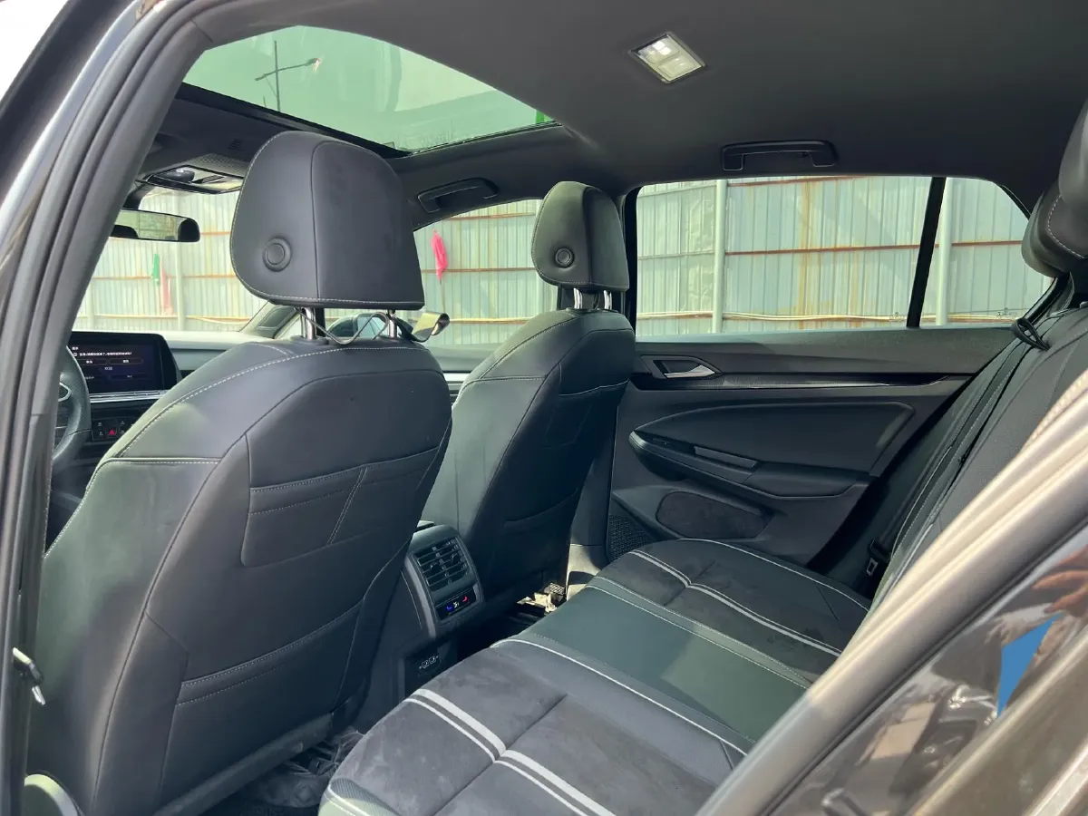 2023 Volkswagen Golf 1.4T 150HP L4 7DCT,autocango,china used car exporter,china ev exporter,chinese used car exporter,chinese used ev exporter