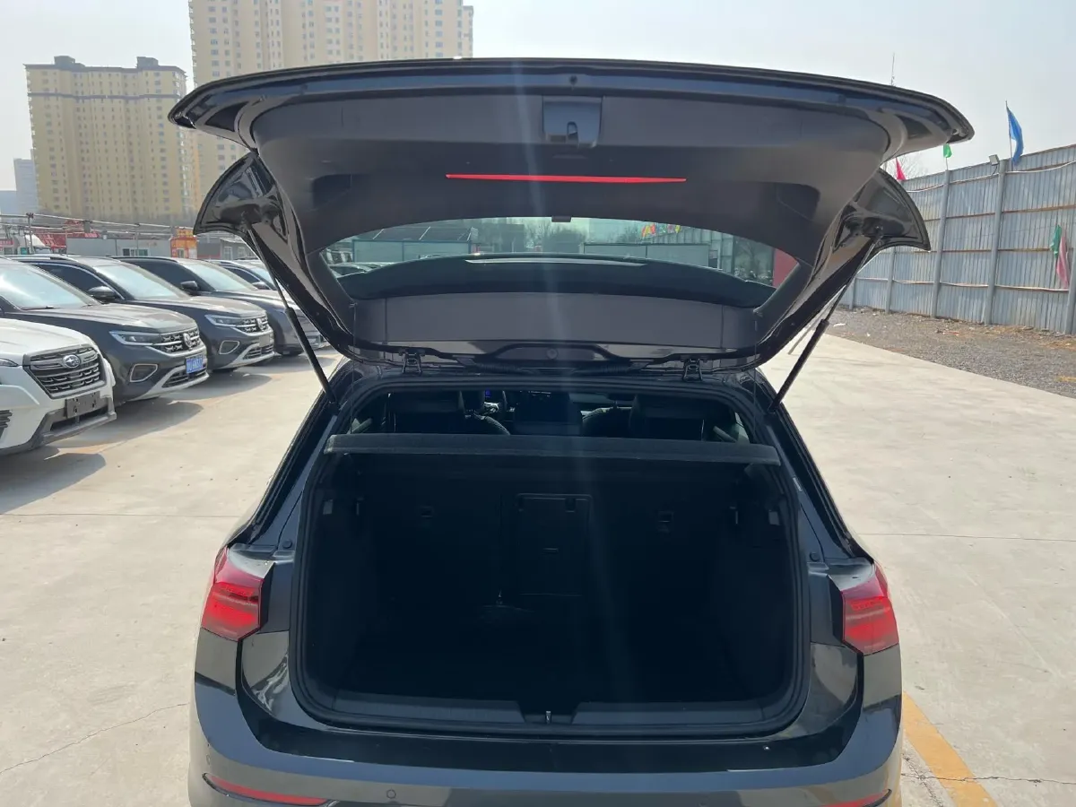 2023 Volkswagen Golf 1.4T 150HP L4 7DCT,autocango,china used car exporter,china ev exporter,chinese used car exporter,chinese used ev exporter