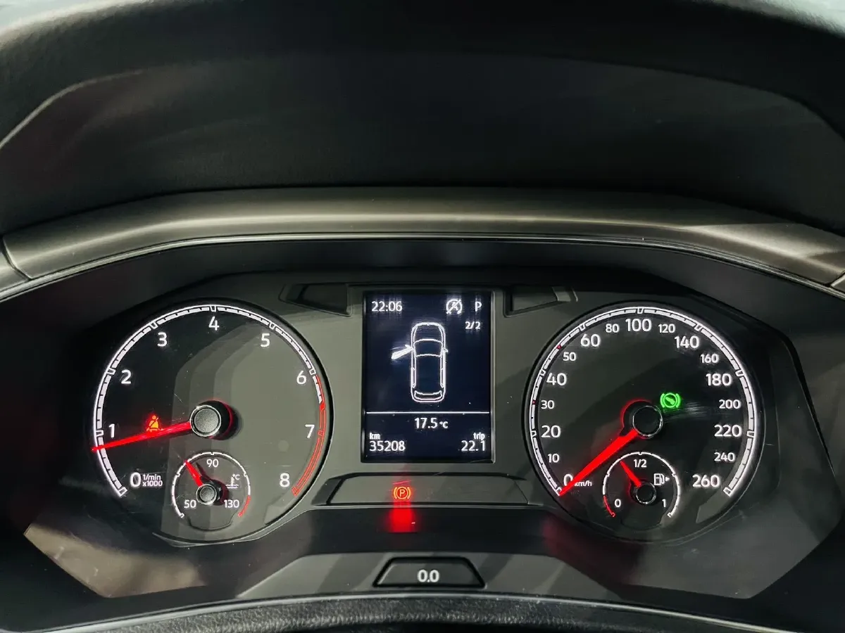 2021 Volkswagen T-Roc 1.4T 150HP L4 7DCT,autocango,china used car exporter,china ev exporter,chinese used car exporter,chinese used ev exporter