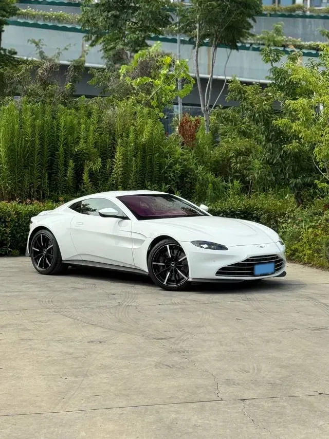 2023 Aston Martin V8 Vantage 4.0T 510HP V8 8AT,autocango,china used car exporter,china ev exporter,chinese used car exporter,chinese used ev exporter