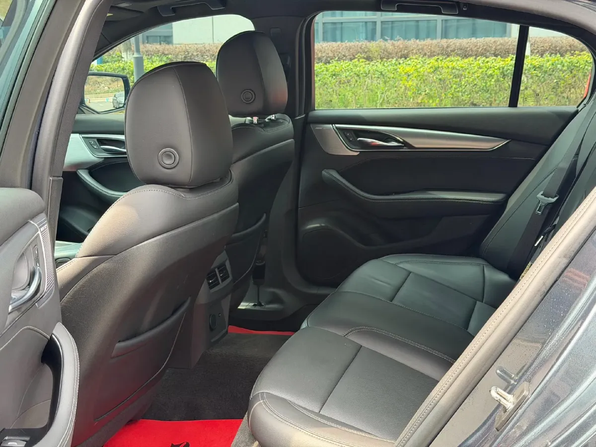 2021 Cadillac CT5 2.0T 237HP L4 10AT,autocango,china used car exporter,china ev exporter,chinese used car exporter,chinese used ev exporter