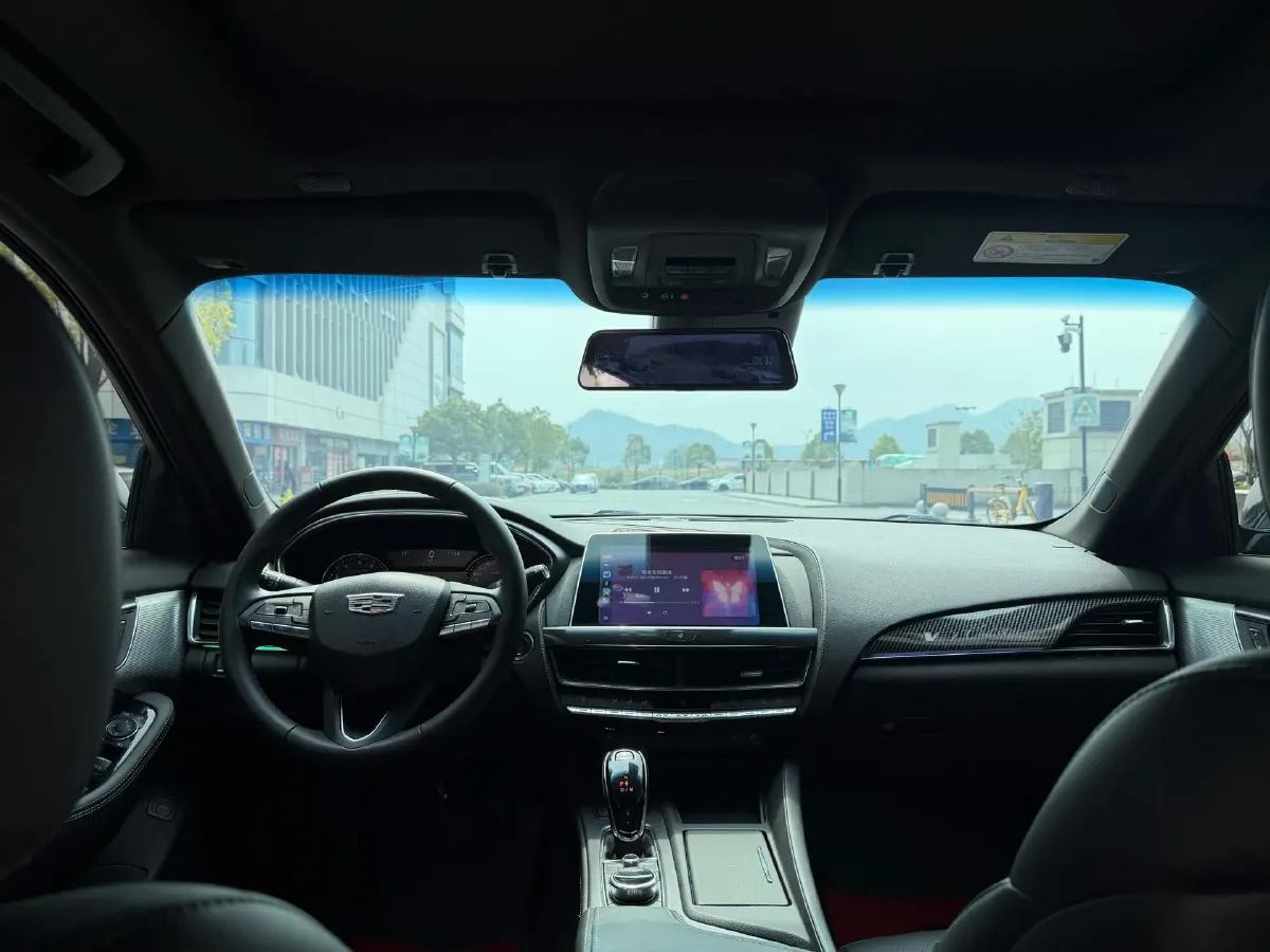 2021 Cadillac CT5 2.0T 237HP L4 10AT,autocango,china used car exporter,china ev exporter,chinese used car exporter,chinese used ev exporter