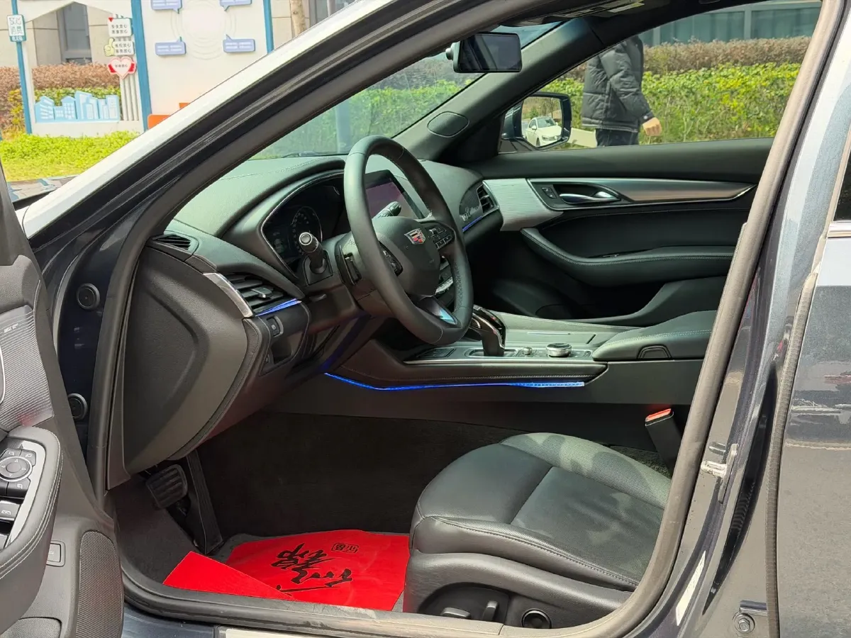 2021 Cadillac CT5 2.0T 237HP L4 10AT,autocango,china used car exporter,china ev exporter,chinese used car exporter,chinese used ev exporter