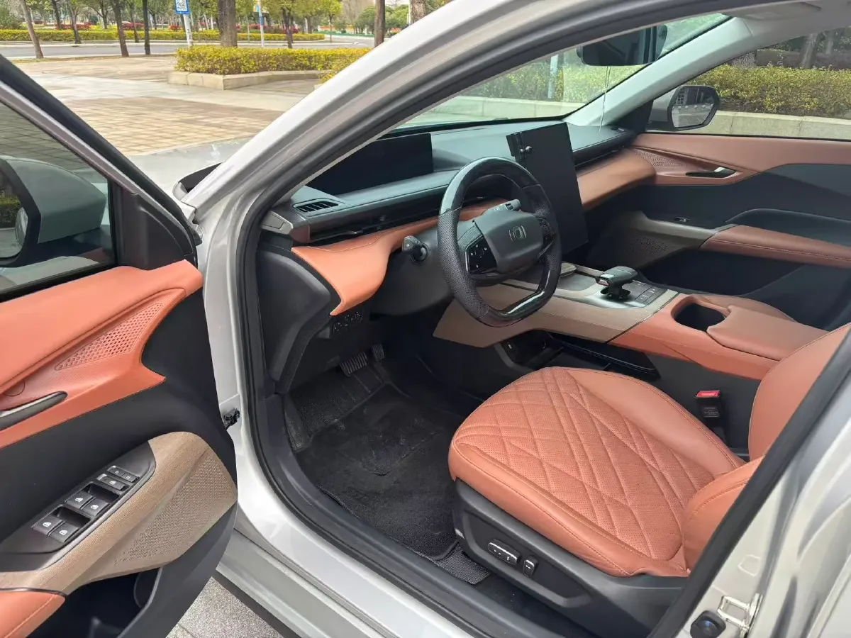 2024 ChangAn QiYuan A05 1.5L 110HP L4 E-CVT PHEV 9.07KWH,autocango,china used car exporter,china ev exporter,chinese used car exporter,chinese used ev exporter