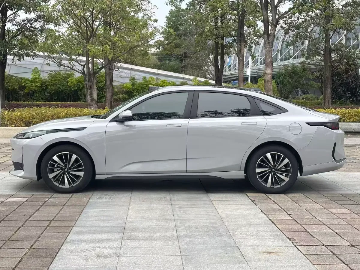 2024 ChangAn QiYuan A05 1.5L 110HP L4 E-CVT PHEV 9.07KWH,autocango,china used car exporter,china ev exporter,chinese used car exporter,chinese used ev exporter