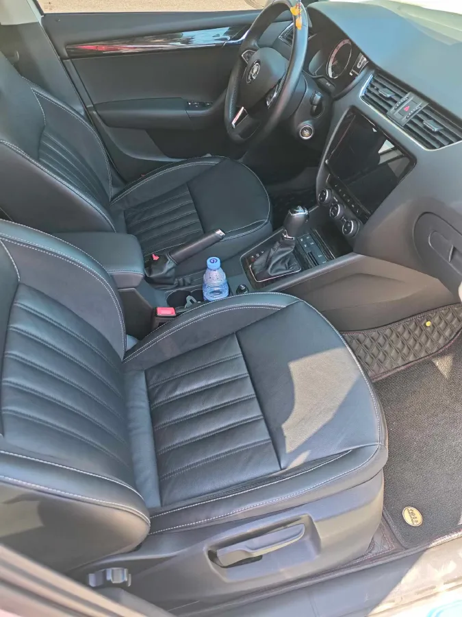 2019 Skoda Octavia 1.4T 150HP L4 7DCT,autocango,china used car exporter,china ev exporter,chinese used car exporter,chinese used ev exporter
