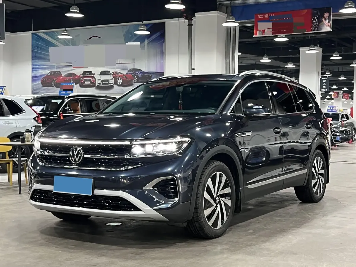 2021 Volkswagen Talagon 2.0T 220HP L4 7DCT,autocango,china used car exporter,china ev exporter,chinese used car exporter,chinese used ev exporter