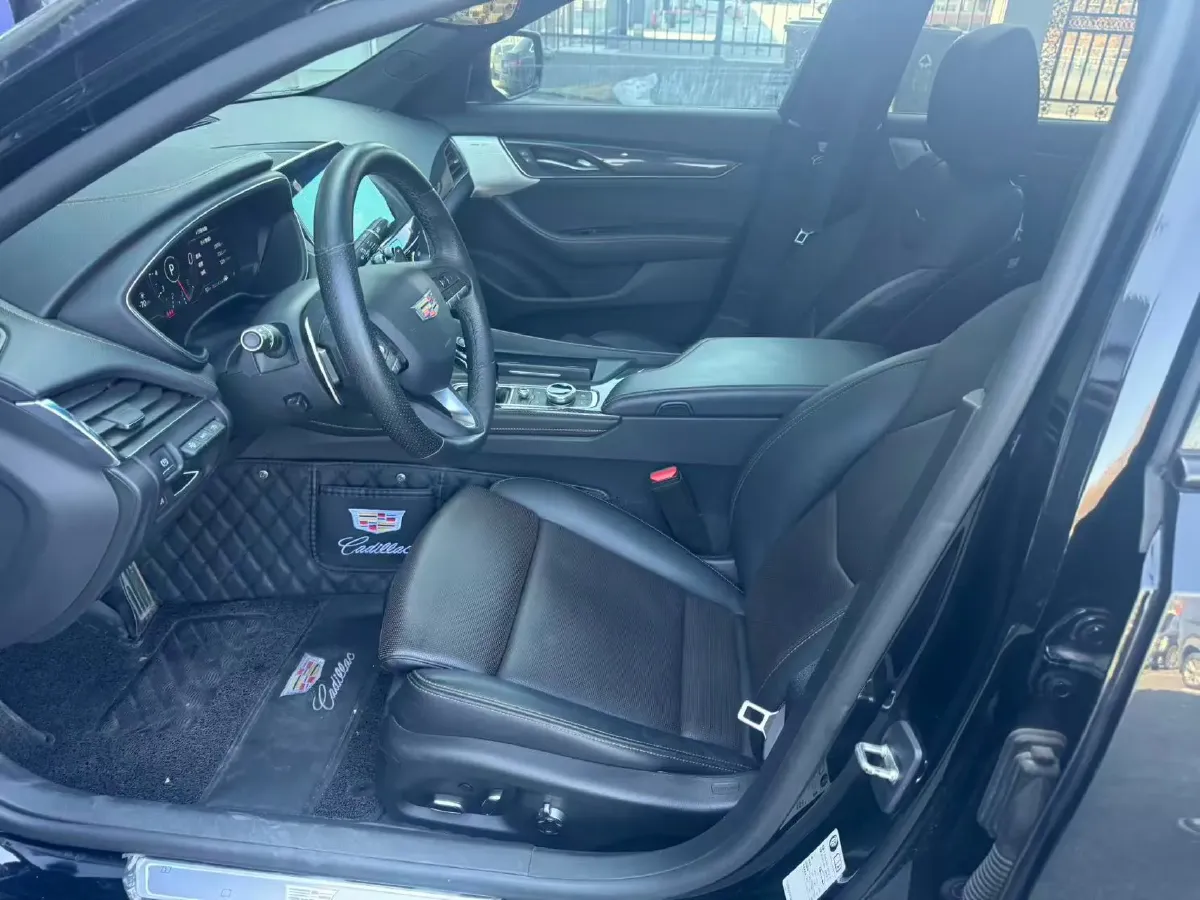 2021 Cadillac CT5 2.0T 237HP L4 10AT,autocango,china used car exporter,china ev exporter,chinese used car exporter,chinese used ev exporter