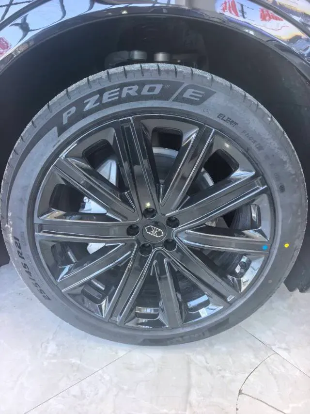 2026 Luxeed R7 REEV 156HP REEV,autocango,china used car exporter,china ev exporter,chinese used car exporter,chinese used ev exporter