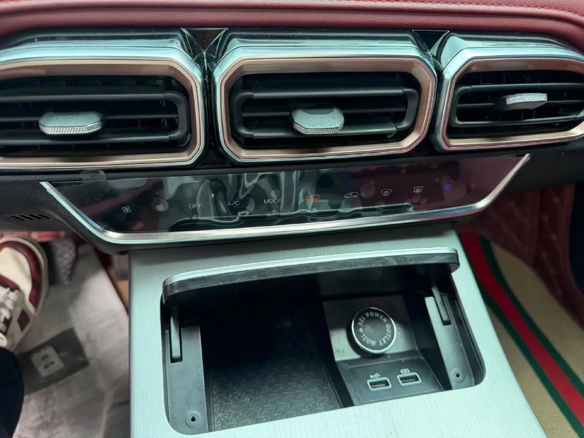 2021 Jetour X70 Plus 1.5T 156HP L4 6DCT,autocango,china used car exporter,china ev exporter,chinese used car exporter,chinese used ev exporter