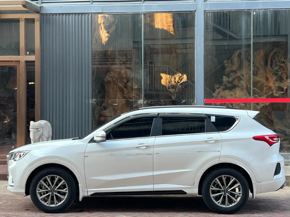 2020 Jetour X70 1.5T 156HP L4 6MT,autocango,china used car exporter,china ev exporter,chinese used car exporter,chinese used ev exporter