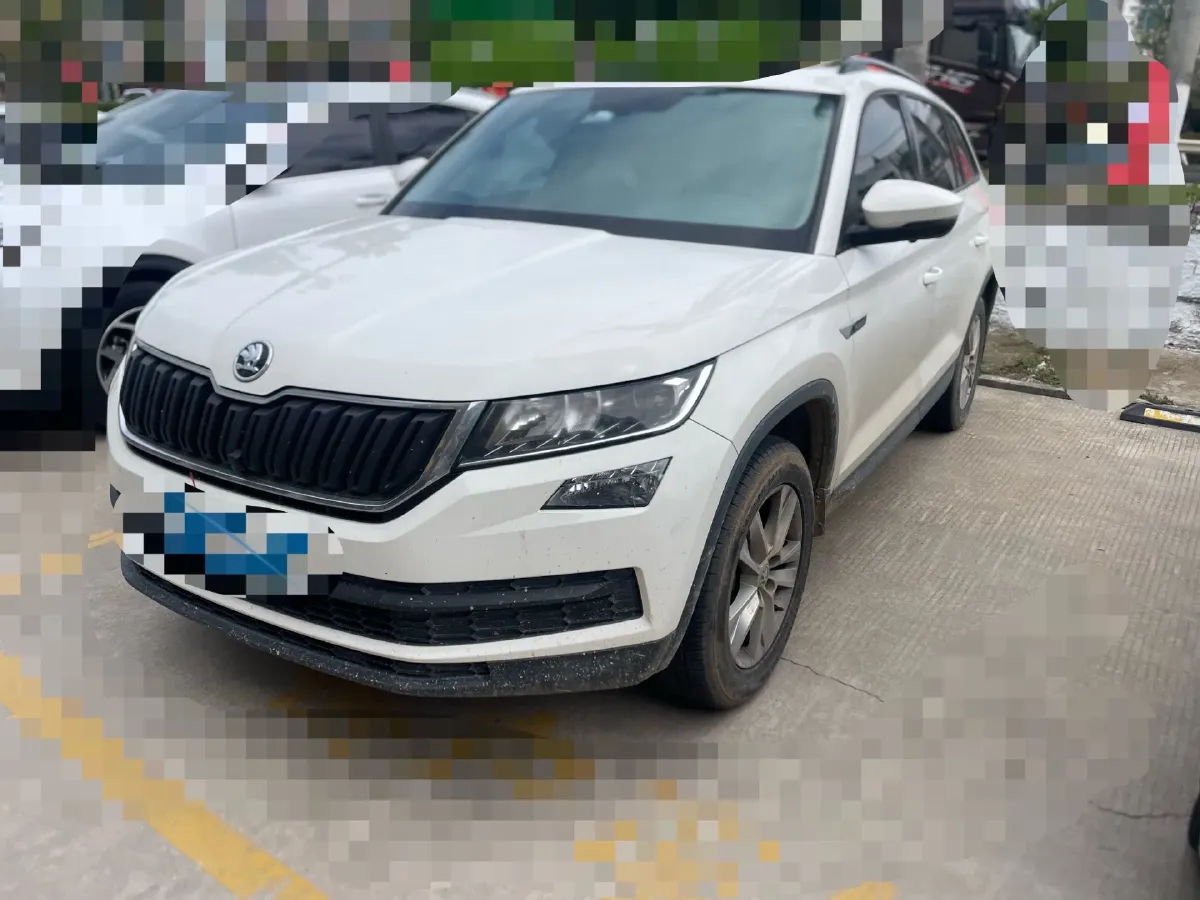 2019 Buick EnvisionPlus 1.5T 169HP L4 7DCT,autocango,china used car exporter,china ev exporter,chinese used car exporter,chinese used ev exporter