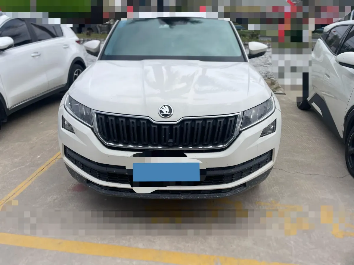 2019 Buick EnvisionPlus 1.5T 169HP L4 7DCT,autocango,china used car exporter,china ev exporter,chinese used car exporter,chinese used ev exporter