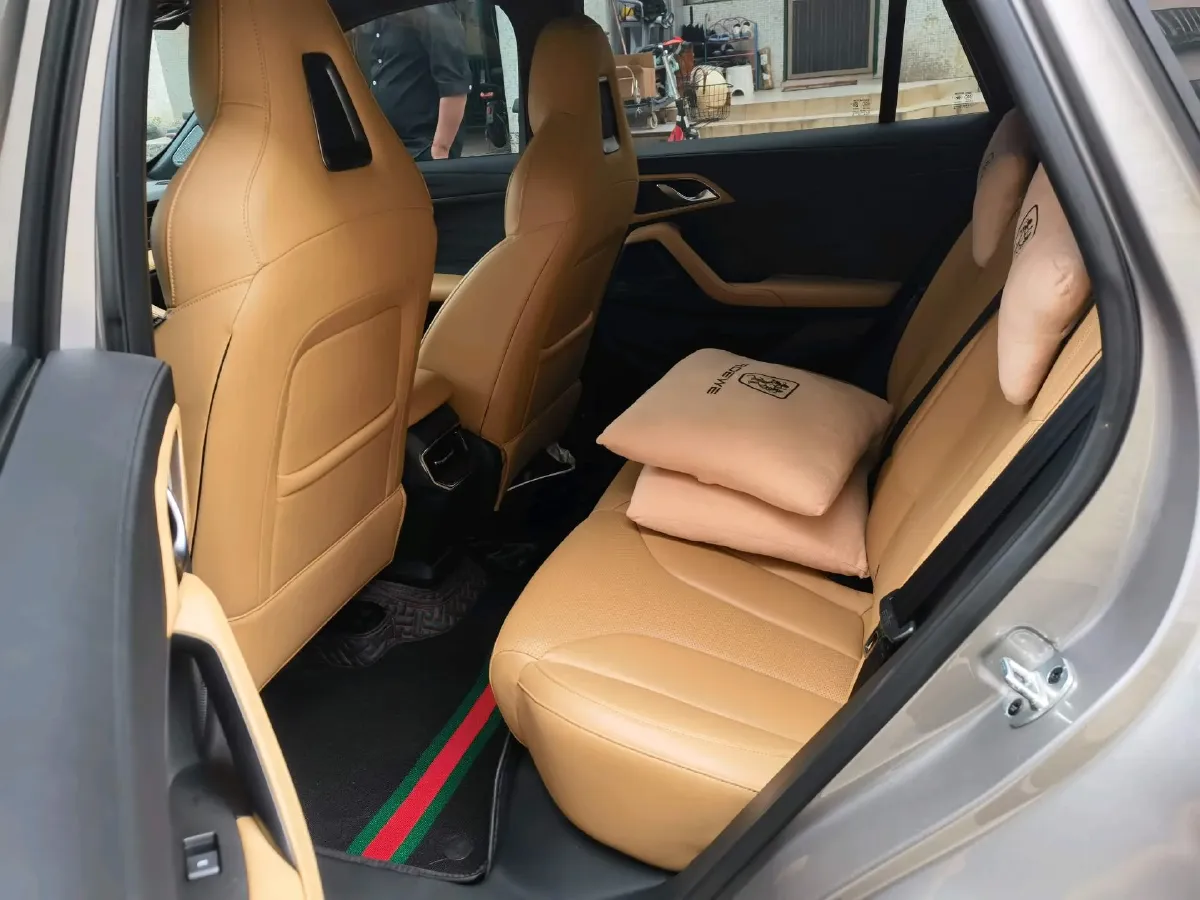 2023 Roewe RX5 1.5T 188HP L4 7DCT,autocango,china used car exporter,china ev exporter,chinese used car exporter,chinese used ev exporter