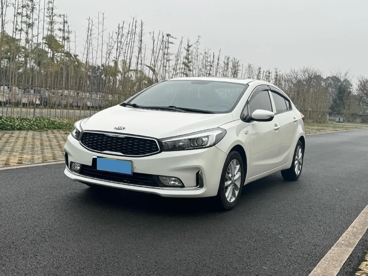 2017 Kia K3 1.6L 128HP L4 6AT,autocango,china used car exporter,china ev exporter,chinese used car exporter,chinese used ev exporter