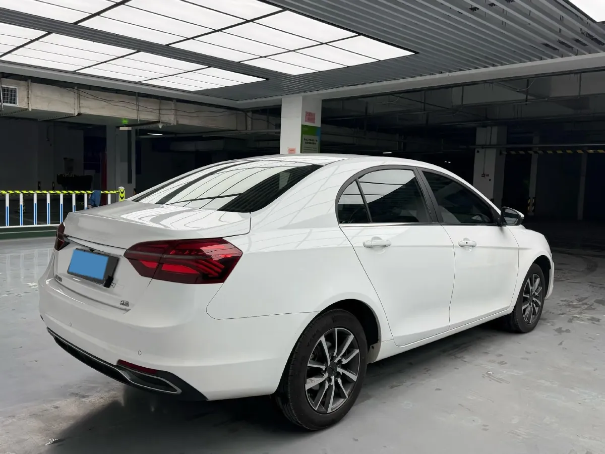 2019 Geely Emgrand 1.5L 109HP L4 5MT,autocango,china used car exporter,china ev exporter,chinese used car exporter,chinese used ev exporter