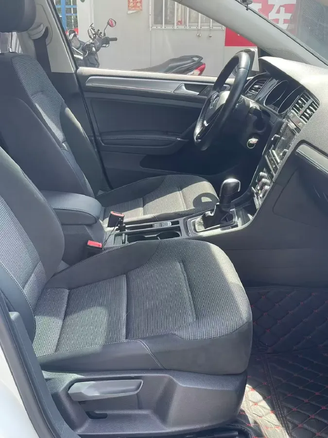 2018 Volkswagen Golf 1.6L 110HP L4 6AT,autocango,china used car exporter,china ev exporter,chinese used car exporter,chinese used ev exporter