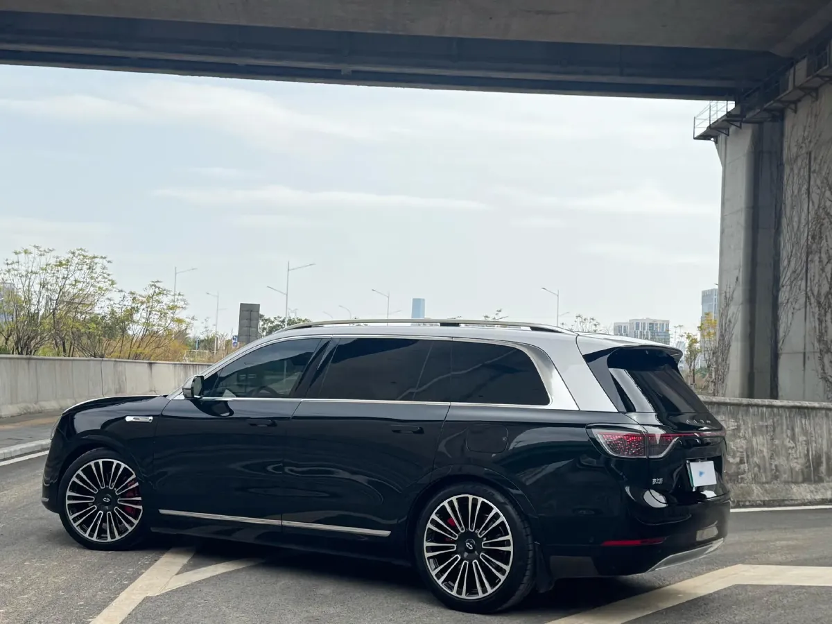 2024 AITO AITO M9 1.5T 152HP L4 REEV 52KWH,autocango,china used car exporter,china ev exporter,chinese used car exporter,chinese used ev exporter