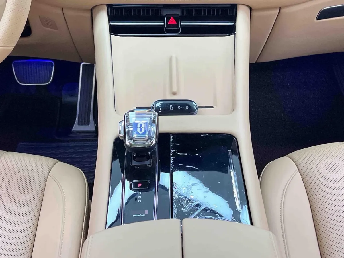 2024 Ford Transit 2.0T 143HP L4 9AT,autocango,china used car exporter,china ev exporter,chinese used car exporter,chinese used ev exporter