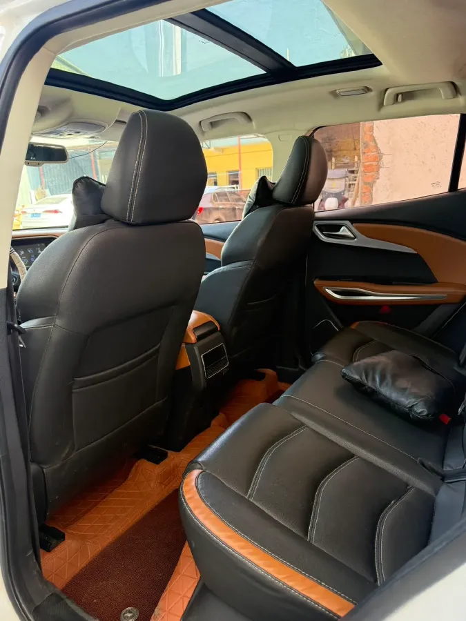 2017 Zotye T300 1.5T 144HP L4 CVT,autocango,china used car exporter,china ev exporter,chinese used car exporter,chinese used ev exporter