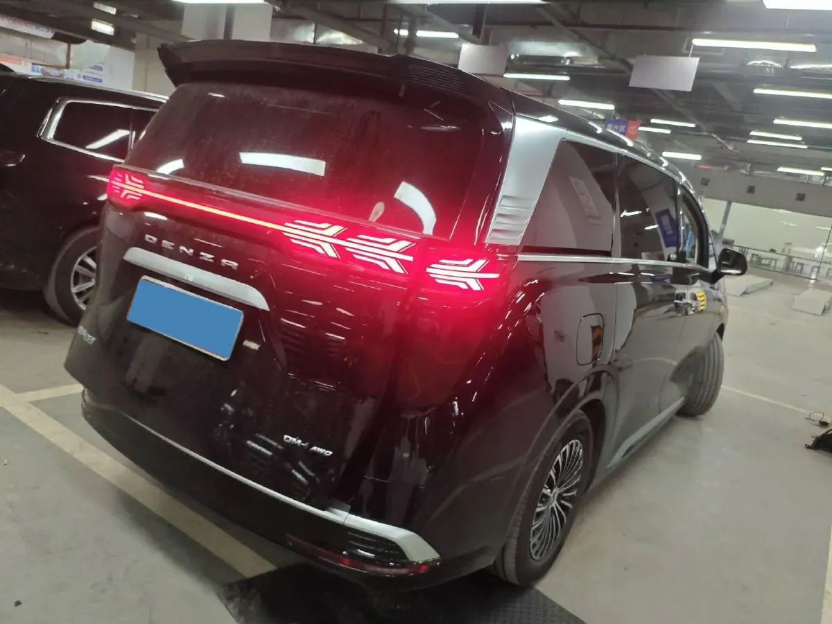 2022 Mercedes-Benz GLC Class 2.0T 197HP L4 9AT,autocango,china used car exporter,china ev exporter,chinese used car exporter,chinese used ev exporter