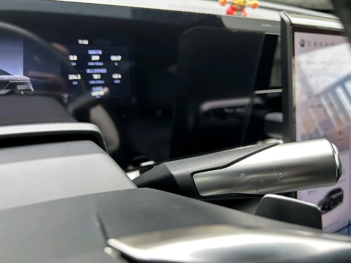 2023 HiPhi Y BEV 76.6KWH,autocango,china used car exporter,china ev exporter,chinese used car exporter,chinese used ev exporter