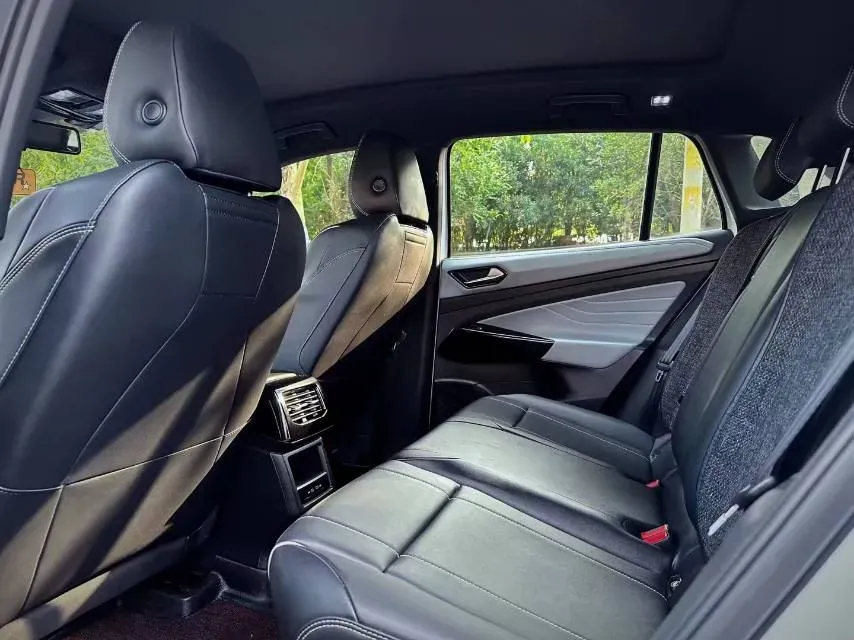 2023 Volkswagen ID.4 X BEV 52.8KWH,autocango,china used car exporter,china ev exporter,chinese used car exporter,chinese used ev exporter