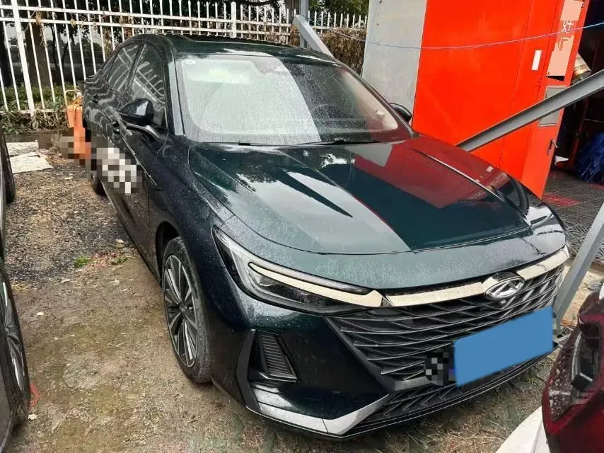 2024 Chery Arrizo 8 2.0T 254HP L4 7DCT,autocango,china used car exporter,china ev exporter,chinese used car exporter,chinese used ev exporter