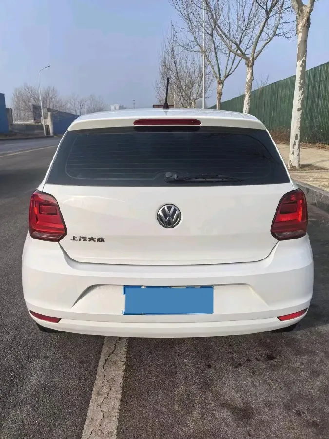 2016 Volkswagen Polo 1.4L 90HP L4 5MT,autocango,china used car exporter,china ev exporter,chinese used car exporter,chinese used ev exporter