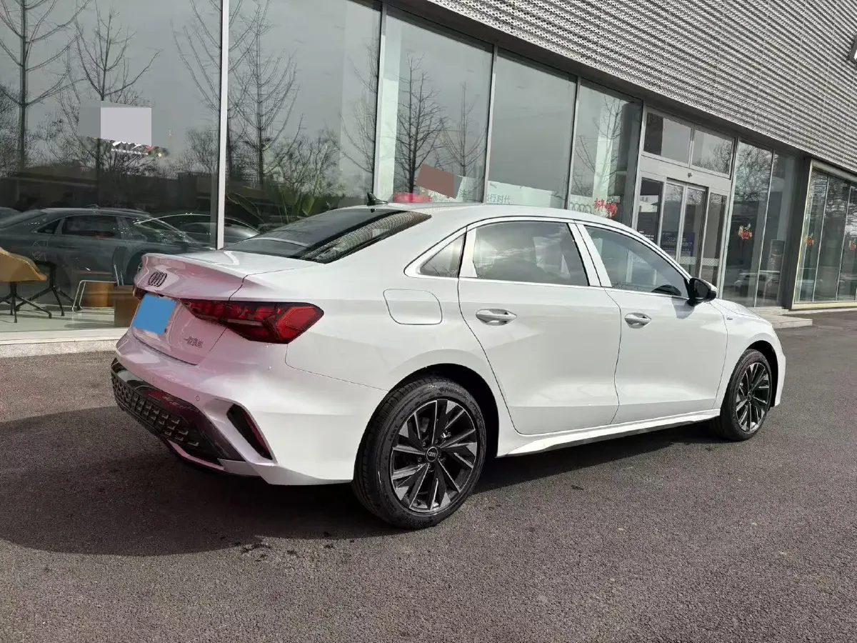 2026 Audi A3 1.5T 160HP L4 7DCT,autocango,china used car exporter,china ev exporter,chinese used car exporter,chinese used ev exporter