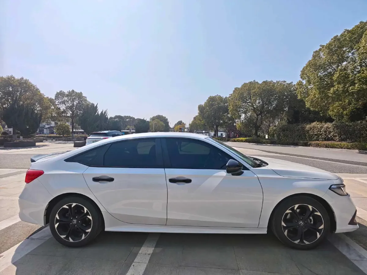 2022 Honda Civic 1.5T 182HP L4 CVT,autocango,china used car exporter,china ev exporter,chinese used car exporter,chinese used ev exporter