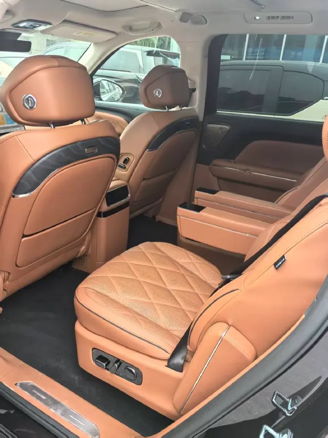 2026 Voyah 9L 1.5T 150HP L4 PHEV,autocango,china used car exporter,china ev exporter,chinese used car exporter,chinese used ev exporter