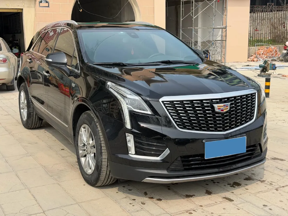 2022 Cadillac XT5 2.0T 237HP L4 9AT,autocango,china used car exporter,china ev exporter,chinese used car exporter,chinese used ev exporter