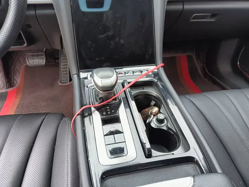 2024 HongQi H5 1.5T 169HP L4 7DCT,autocango,china used car exporter,china ev exporter,chinese used car exporter,chinese used ev exporter