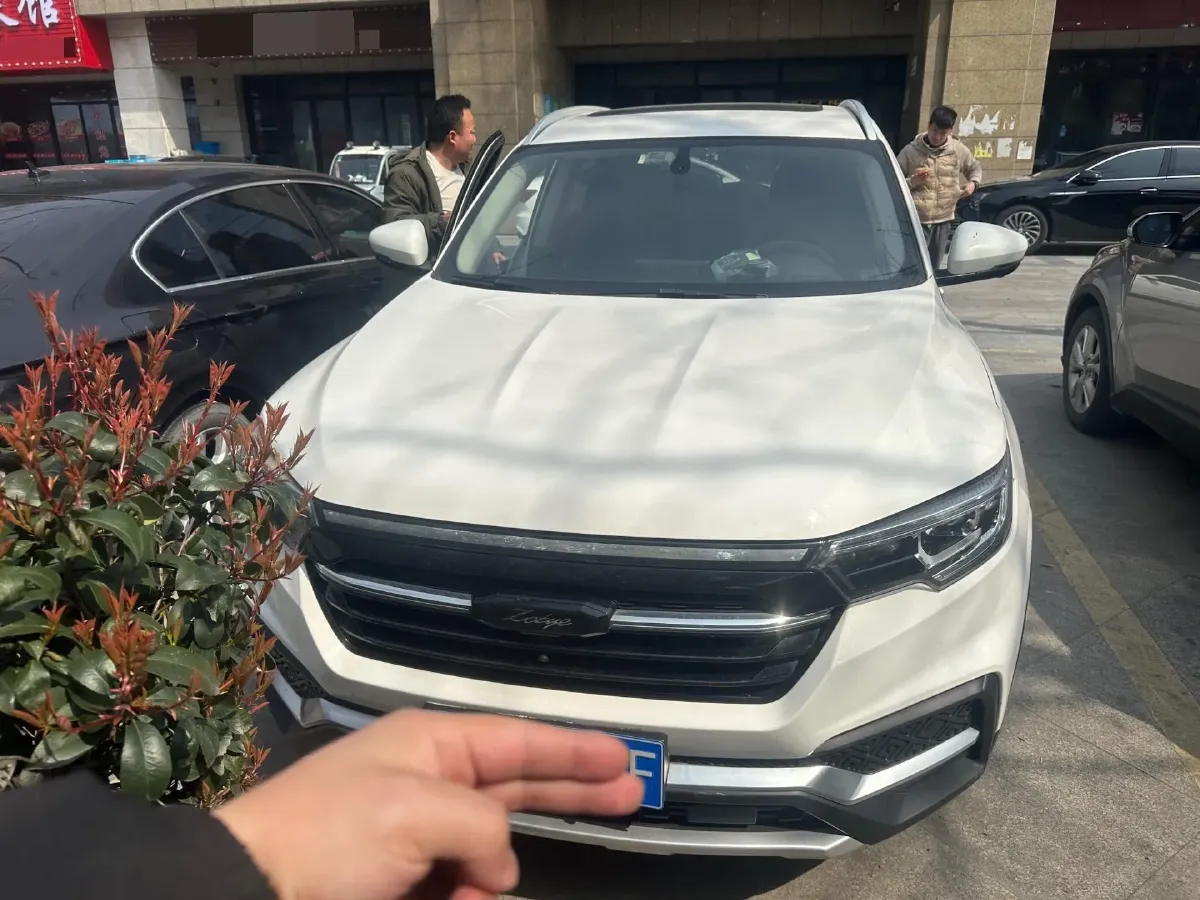 2018 Zotye T500 1.5T 156HP L4 6AT,autocango,china used car exporter,china ev exporter,chinese used car exporter,chinese used ev exporter