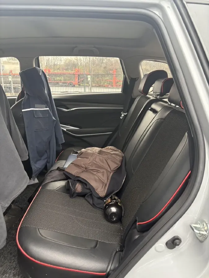 2021 ChangAn CS75 Plus 1.5T 178HP L4 6AT,autocango,china used car exporter,china ev exporter,chinese used car exporter,chinese used ev exporter