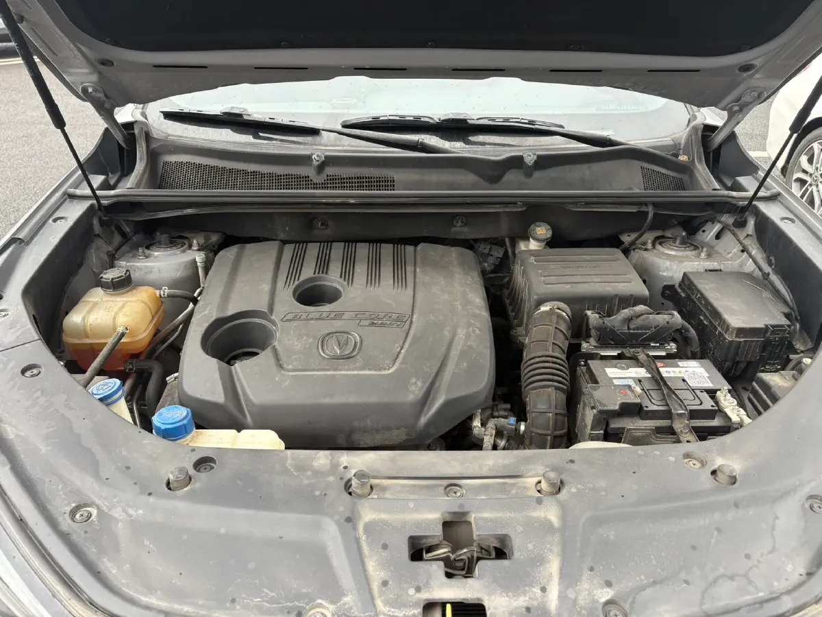 2021 ChangAn CS75 Plus 1.5T 178HP L4 6AT,autocango,china used car exporter,china ev exporter,chinese used car exporter,chinese used ev exporter