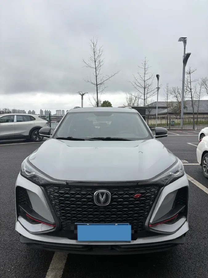 2021 ChangAn CS75 Plus 1.5T 178HP L4 6AT,autocango,china used car exporter,china ev exporter,chinese used car exporter,chinese used ev exporter