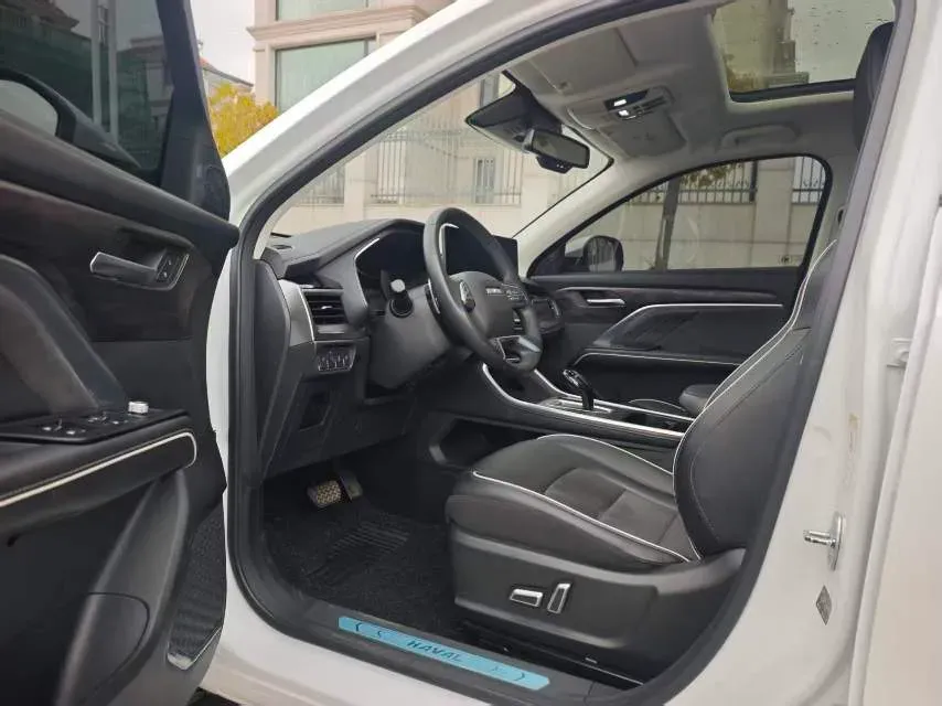 2021 Haval H6 1.5T 169HP L4 7DCT,autocango,china used car exporter,china ev exporter,chinese used car exporter,chinese used ev exporter